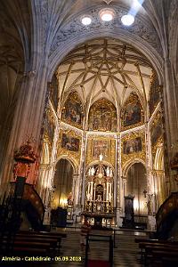 28 LA CATHEDRALE ET LE FORTERESSE DE L INCARNATION (41)